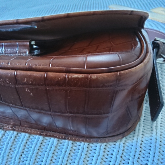 Vintage Dooney & Bourke Croc Embossed  saddle shoulder bags - Picture 10 of 14
